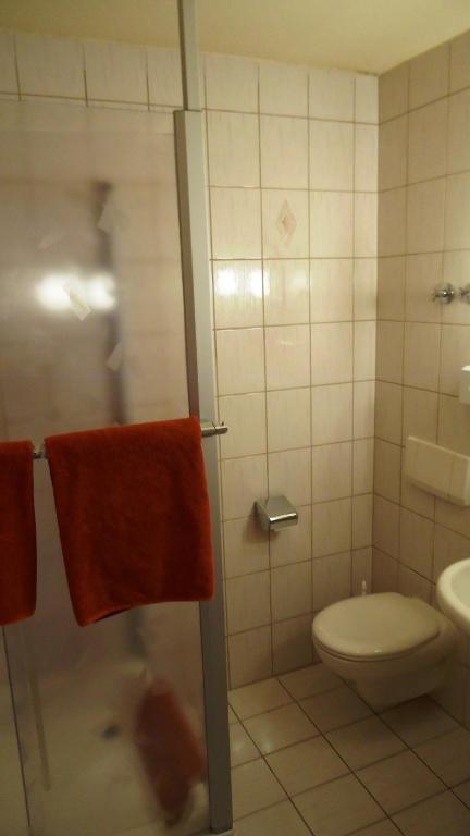 Hotel Krone Niederstotzingen Quarto foto